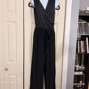 Chic Black Sleeveless Jumpsuit